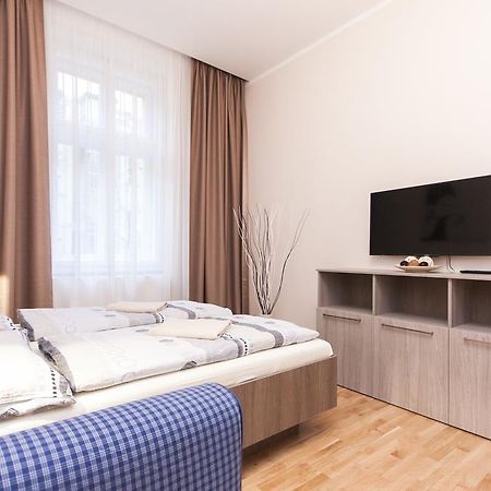 Manesova Astra Apartment Praga Habitación foto
