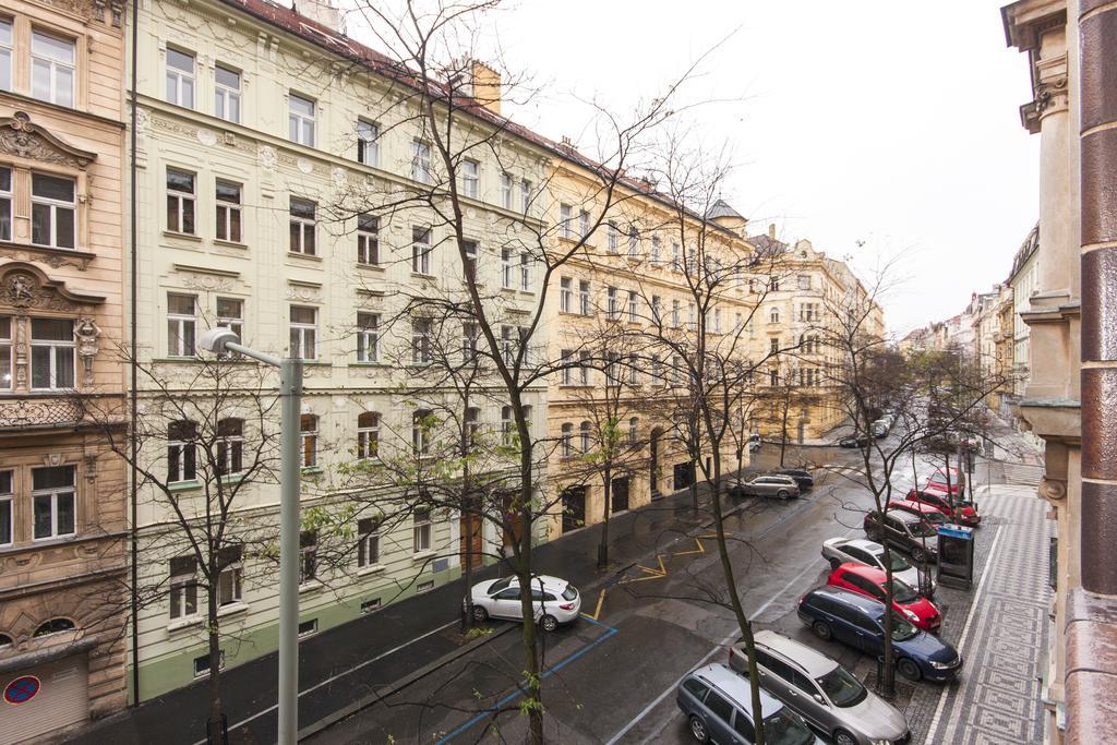 Manesova Astra Apartment Praga Habitación foto